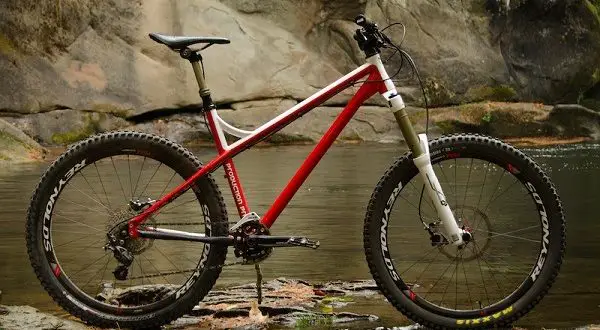 Biciclette hardtail: cosa sono, pro e contro