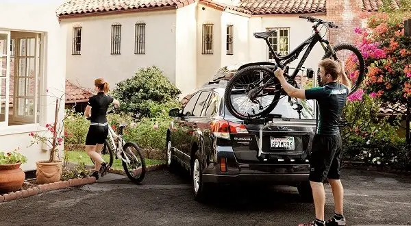 Trasportare una bicicletta in auto: modi e modalità per farlo meglio