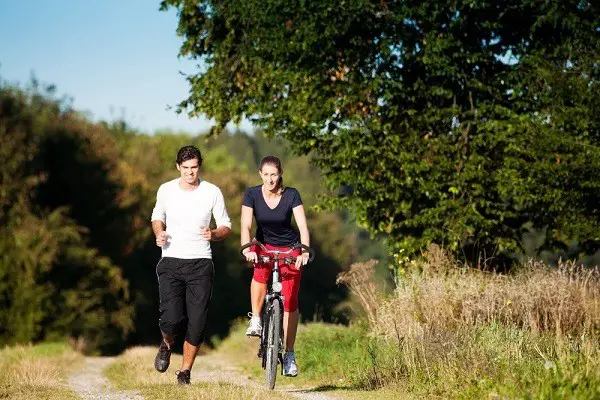 la differenza tra corsa e ciclismo