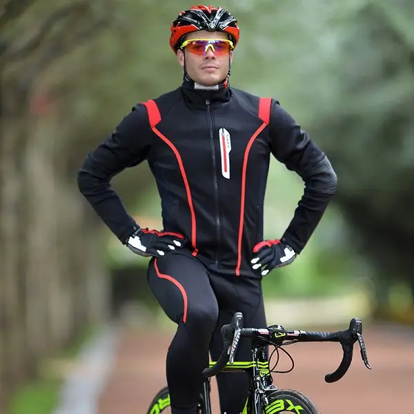 abbigliamento da ciclismo