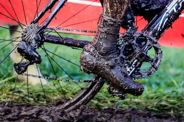 contaminazione dei componenti della bicicletta